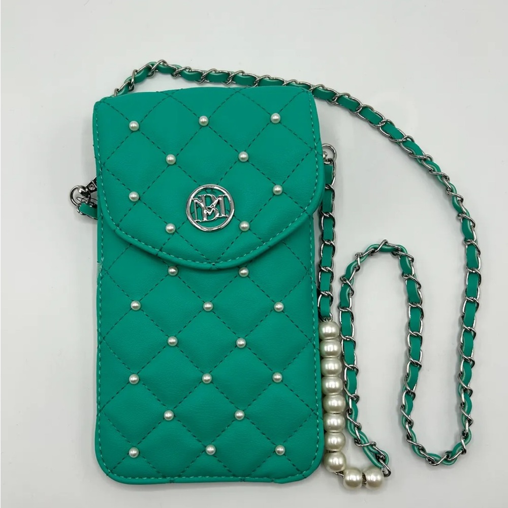 BADGLEY MISCHKA NWT Pearl Strap Phone Case Crossbody Bag